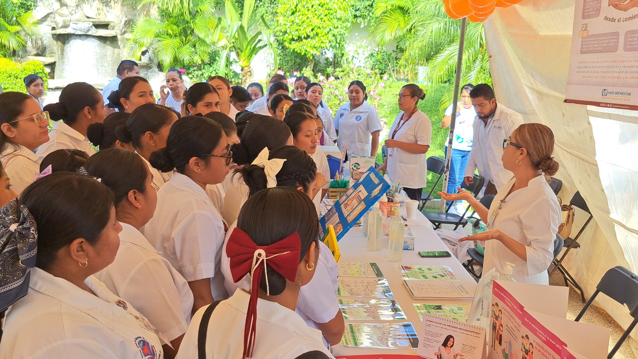 INAUGURA ALCALDE ADAIR HERNÁNDEZ LA SEMANA NACIONAL DE SALUD PÚBLICA 2025 EN SAN LUIS ACATLÁN